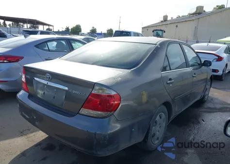 2005 Toyota Camry Le from USA, damaged, VIN 4T1BE32K55U527425